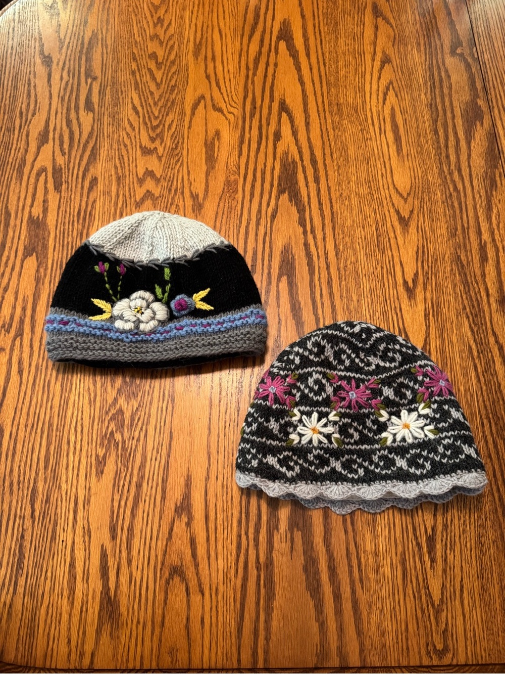 Women’s 100% Wool Nepal Embroidered Floral Knit Beanies Snow Hats